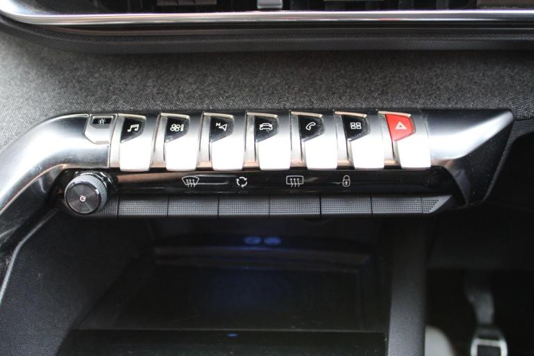 2017 Peugeot 3008 2.0 BlueHDi GT Line 5dr HATCHBACK DIESEL Manual