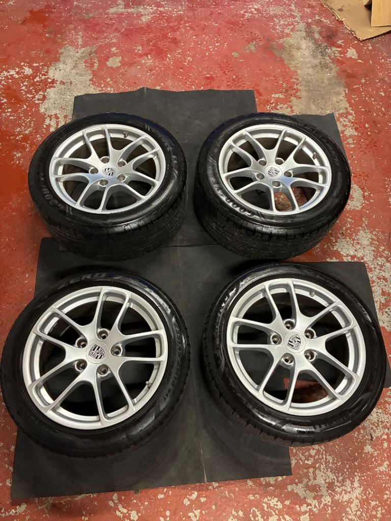 Porsche cayman  718/982 18 inch alloys