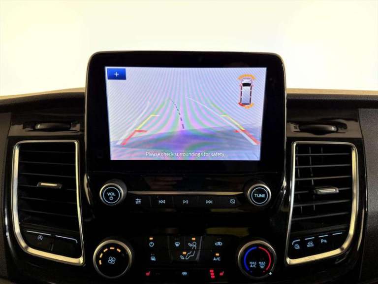 2020 Ford Transit Custom 2.0 EcoBlue 170ps Low Roof D/Cab Limited Van Auto PANEL VAN DIESEL Autom...