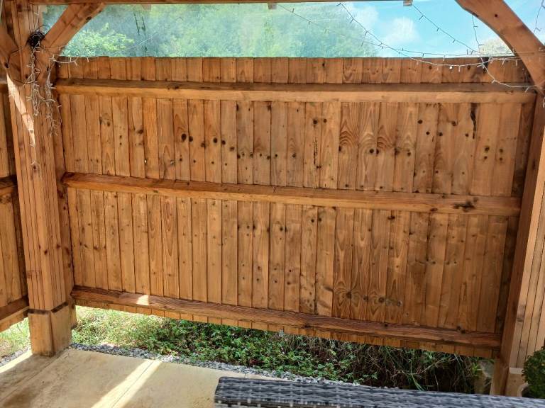 Fence panels