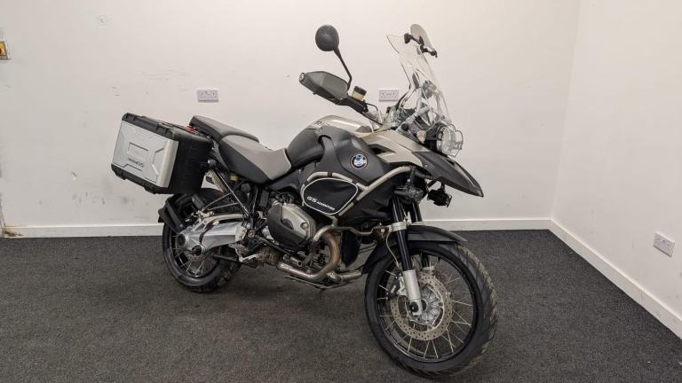 BMW R1200GS ADVENTURE ** PANNIERS - ABS - FULL 12 MONTHS MOT **