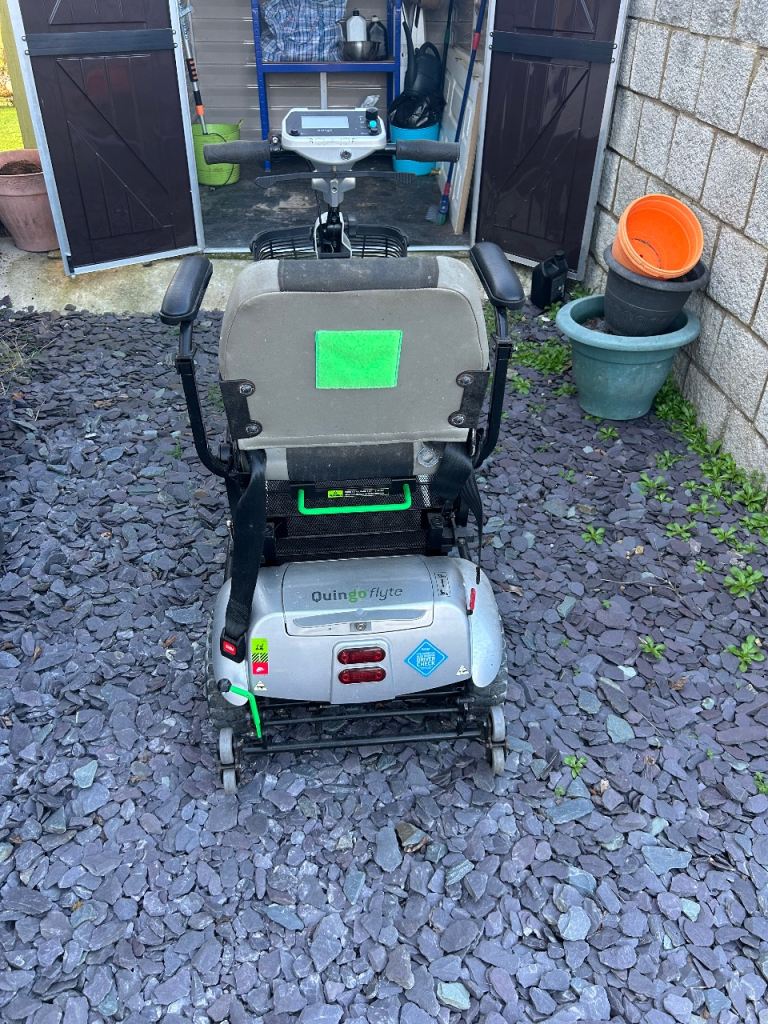 Quingo Flyte Mobility Scooter – Silver, Good Condition