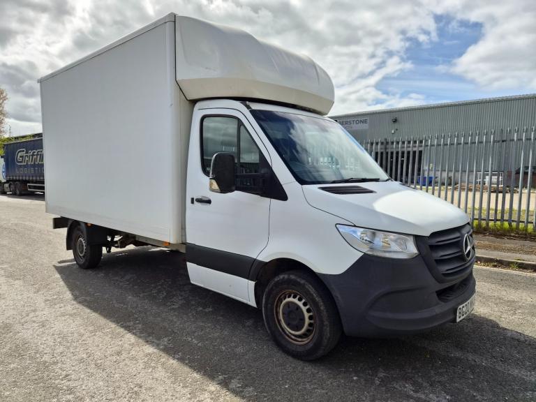 2020 20  MERCEDES-BENZ SPRINTER 3.5t Chassis Cab Luton Damaged Salvage CAT N