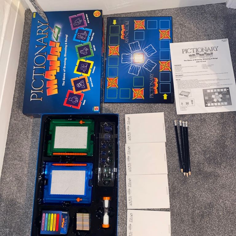Pictionary Mania Board Game By Mattel Games (2005) Complete In Original Box Excellent condition 