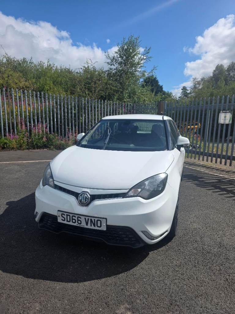 MG Motor UK, MG3, Hatchback, 2016, Manual, 1498 (cc), 5 doors