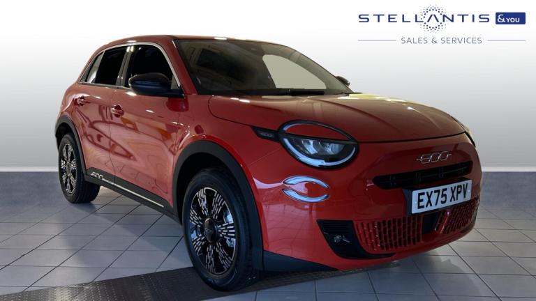 2025 Fiat 600 1.2 MHEV SUV 5dr Petrol Hybrid e-DCT Euro 6 (s/s) (100 ps) SUV Hybrid Automatic