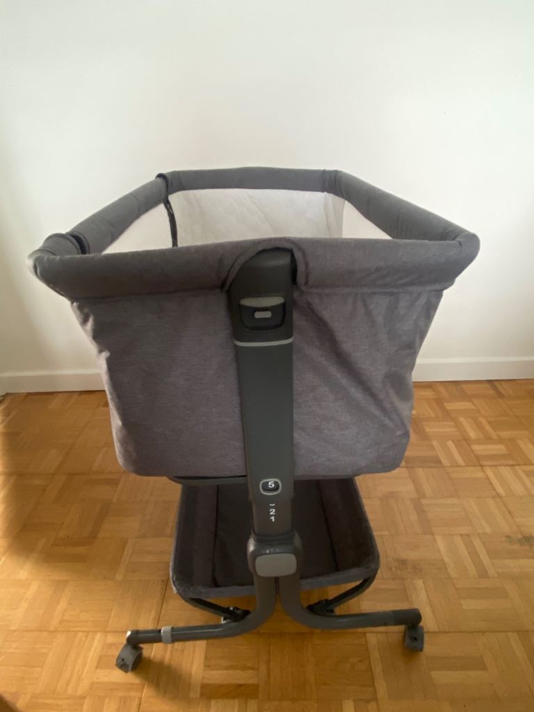 Red kite cosy sleep next to me cot