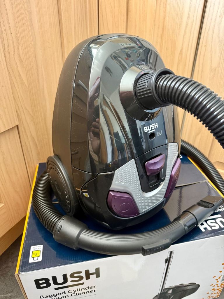 Bush Bagged Cylinder Corded Vacuum Cleaner 