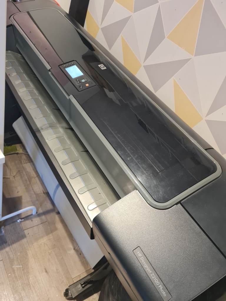 HP designjet Z2100 photo printer 