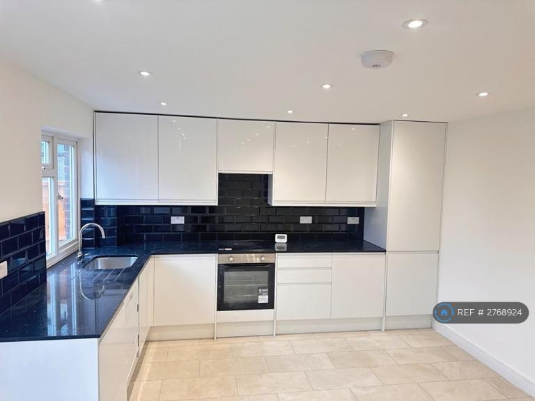4 bedroom house in Pownall Road, London, E8 (4 bed) (#2768924)