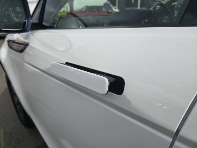 2020 Land Rover Range Rover Evoque 2.0 D150 SUV 5dr Diesel Manual FWD Euro 6 (s/s) (150 ps) ESTAT...