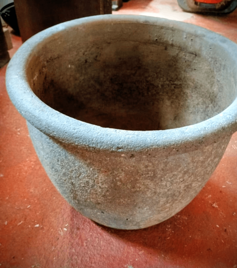 Very large stoneware planter / garden pot