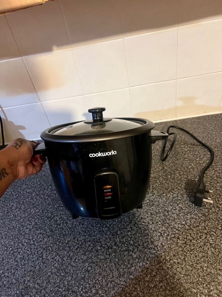 Rice Cooker – Great Condition | Used Only a Few Times