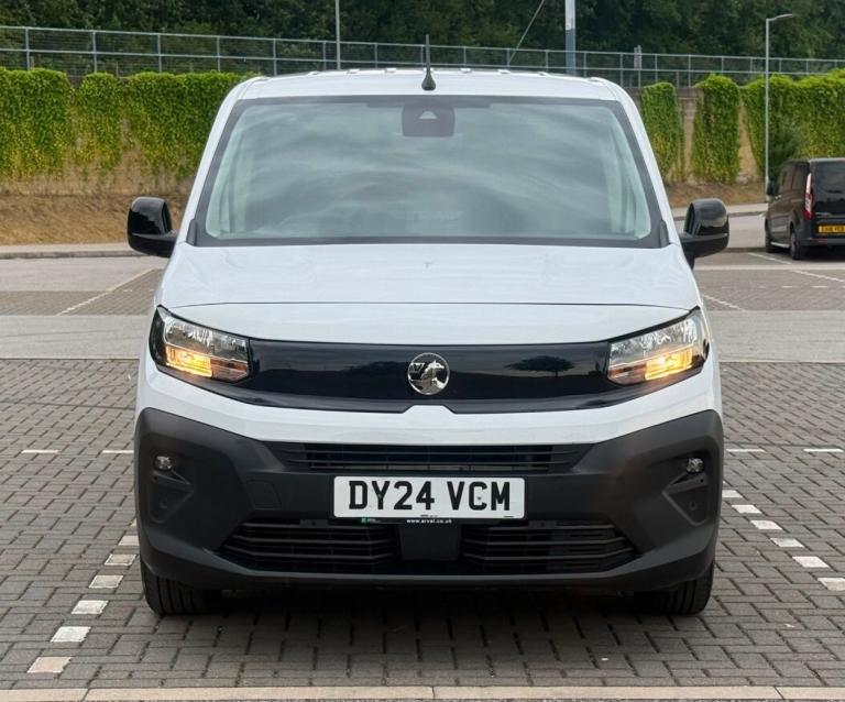 2024 Vauxhall Combo 1.5 Turbo D 100ps Prime H1 Van PANEL VAN Diesel Manual