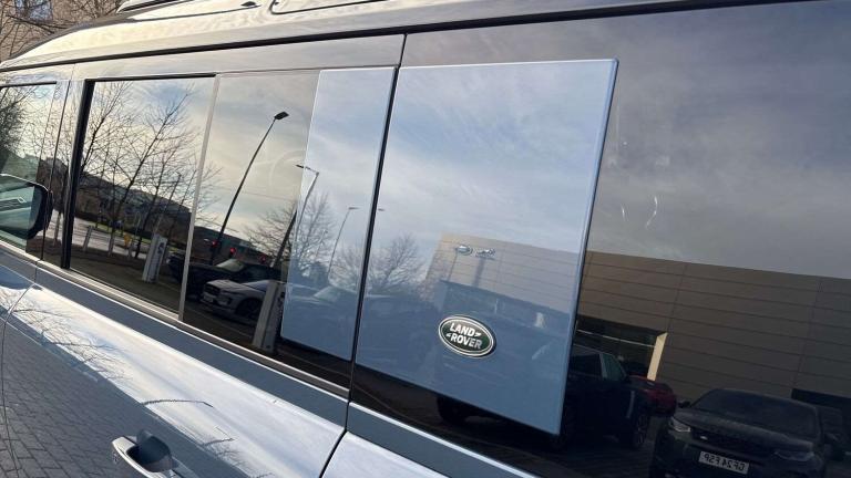 2023 Land Rover Defender 3.0 D250 X-Dynamic SE 110 5dr Auto SUV Diesel Automatic