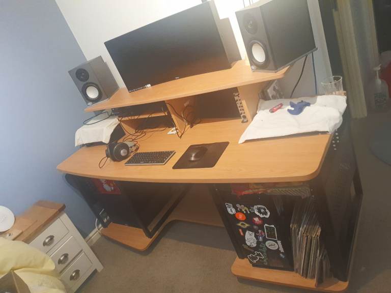 StudioRTA Producer Station Music Studio Desk – Decent Condition