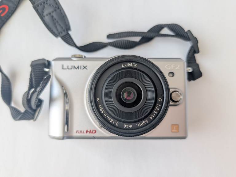 Lumix Panasonic DMC-GF2C