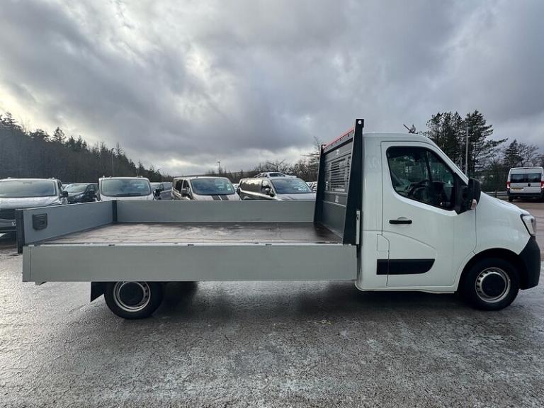 2023 Renault Master Dropside dCi ENERGY 35 Business 2.3 145 PS FWD LWB Euro 6 with 2 Keys, 6 Sp D...