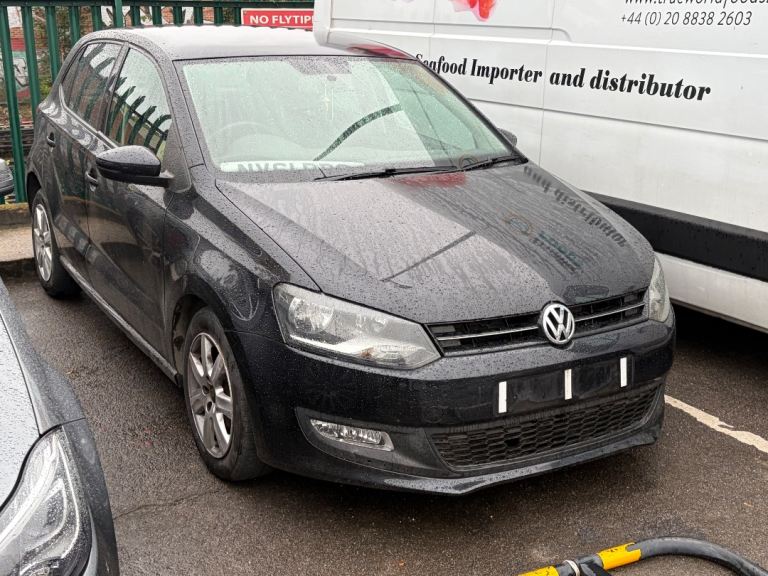 Volkswagen, POLO, Hatchback, 2012, Semi-Auto, 1390 (cc), 5 doors
