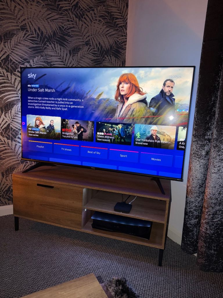 55 inch Hisense smart TV