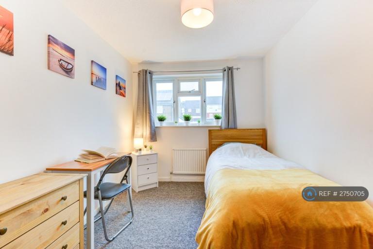 1 bedroom in Crossbush Road, Brighton, BN2 (#2750705)