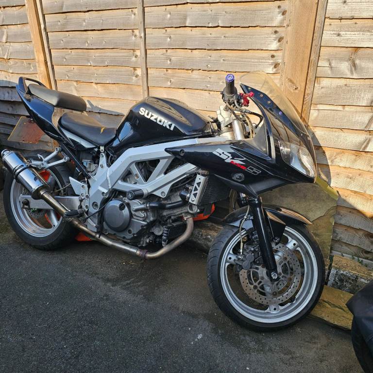 2003 Suzuki SV650 FI – FULL BREAKER – £795 - MOT to Oct 26