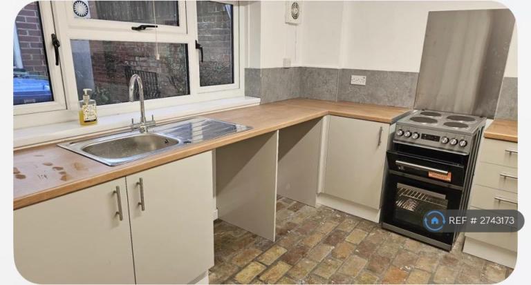 2 bedroom house in Chaucer Street, Bungay, NR35 (2 bed) (#2743173)