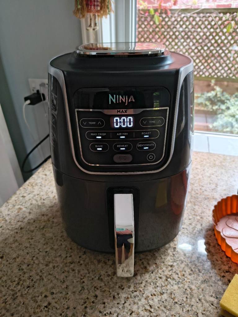 Ninja air fryer AF160UK Max 6.2L capacity 