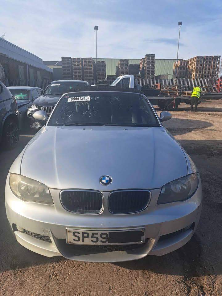 BMW 120D MSPORT PRE LCI E88 E82 DISMANTLING PARTS LIGHT WING BUMPER BONNET DOOR HEAD UNIT TRIM