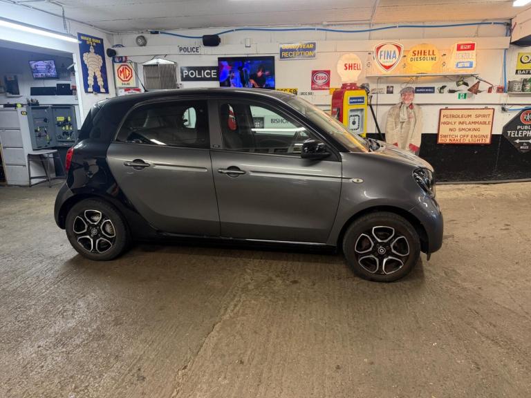 smart forfour 1.0 Prime (Premium) Twinamic Euro 6 (s/s) 5dr Petrol Automatic