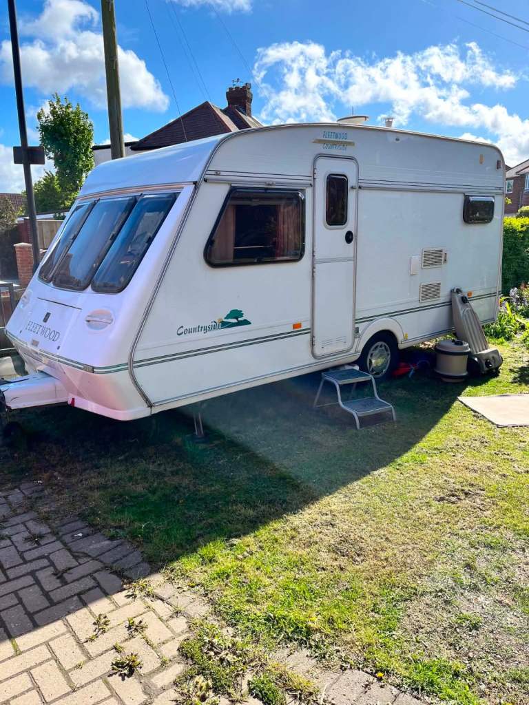 Fleetwood countryside caravan 