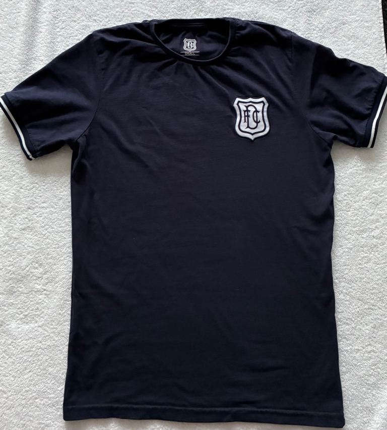DFC Navy TShirt - Small Mens (Fit 11 - 12 Years)