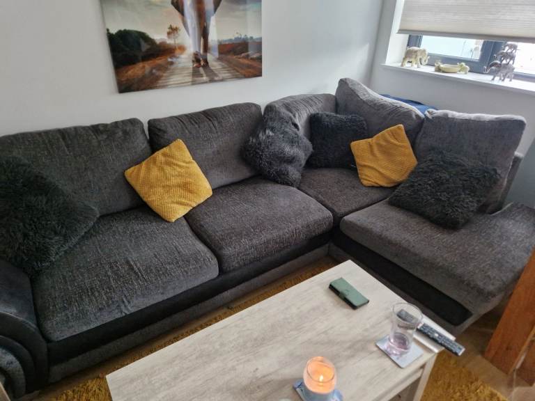 Corner sofa
