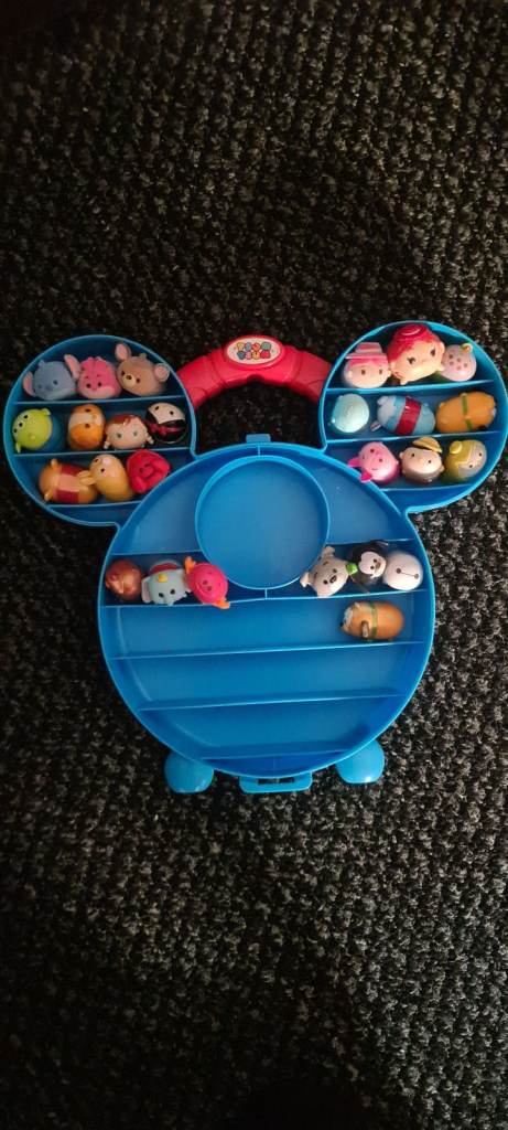 Disney Tsum Tsum Figures Bundle Carry Case &Tsum Tsums Bundle