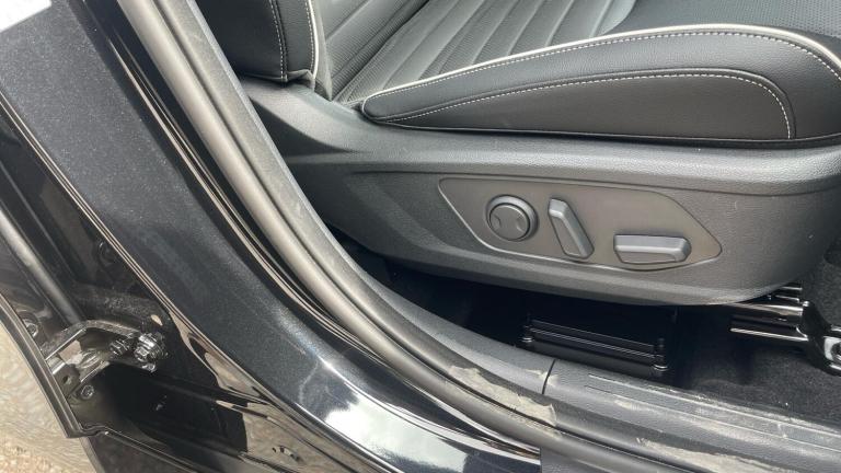 2025 Kia Sportage 1.6 h T-GDi GT-Line S Auto Euro 6 (s/s) 5dr ESTATE Petrol/Electric Hybrid Autom...