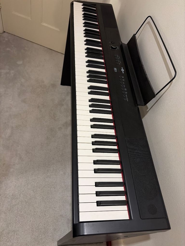 Gear4music keyboard 