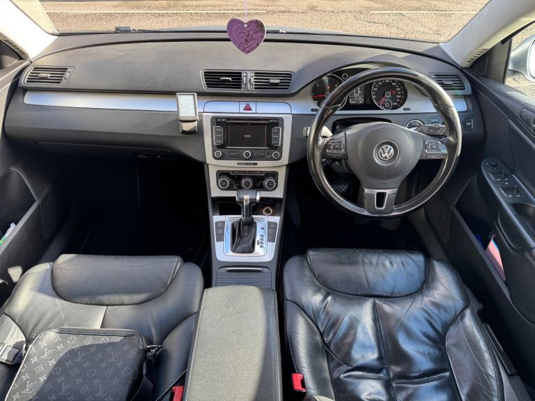 Volkswagen, PASSAT, Estate, 2010, Semi-Auto, 1968 (cc),5 doors - Image 7