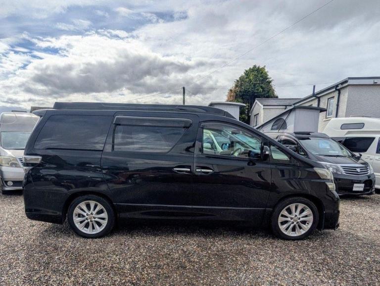 2010 TOYOTA VELLFIRE CAMPERVAN