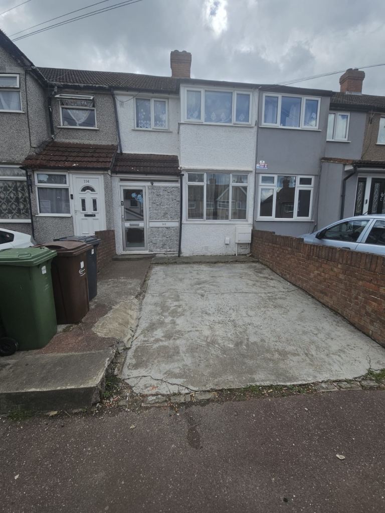 3 bedroom to rent 
