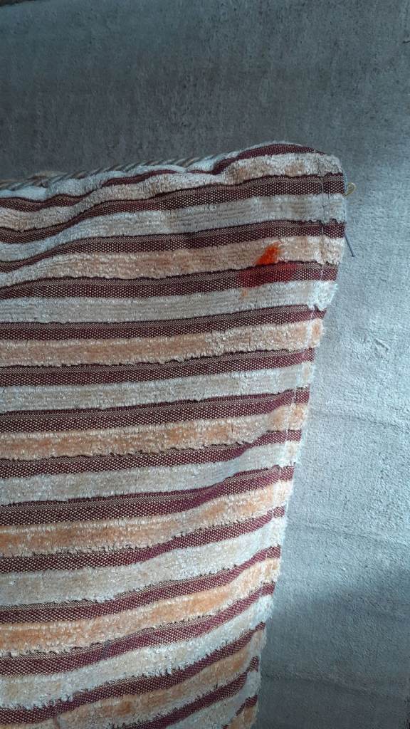 4 very large matching Cushions with removeable covers