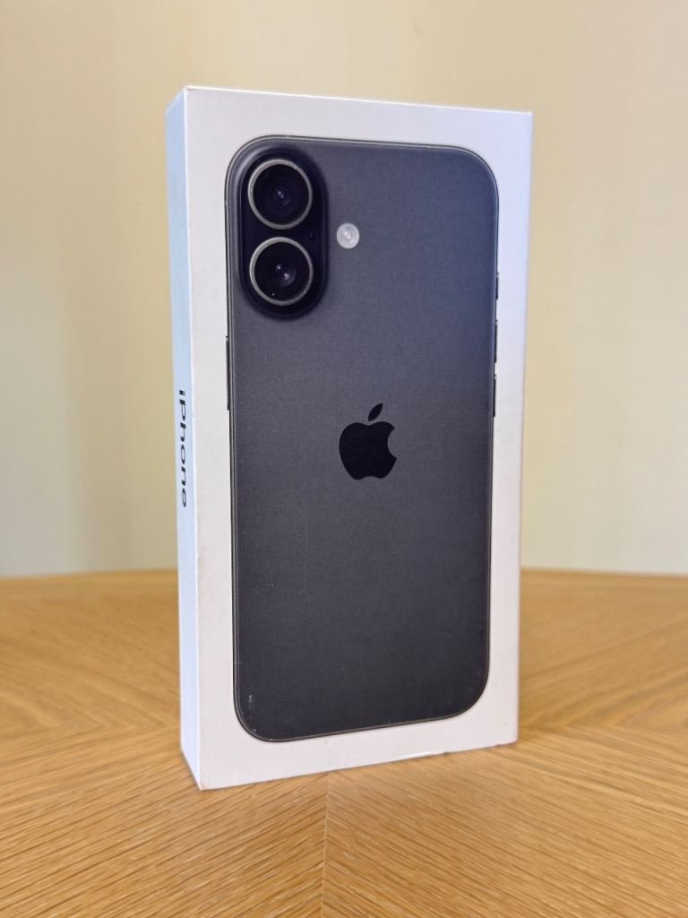 iPhone 17 256GB - Black - New Condition - 1 Year Warranty 