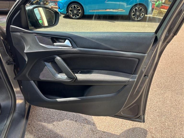 2017 Peugeot 308 S/S SW ACCESS Estate Petrol Manual