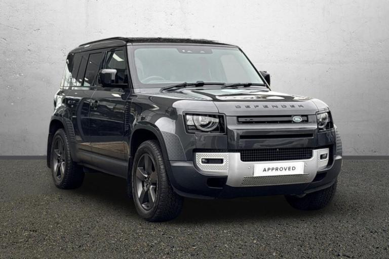 LAND ROVER DEFENDER 3.0 D300 HSE 110 5dr Auto