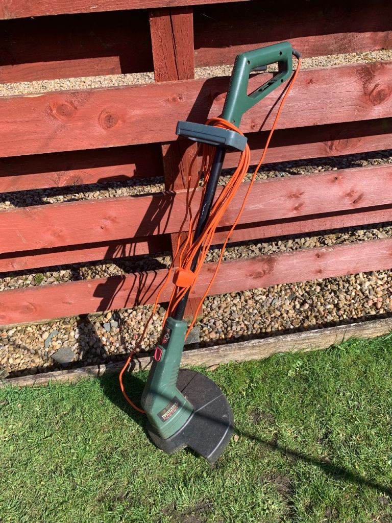 Black & decker edge strimmer 