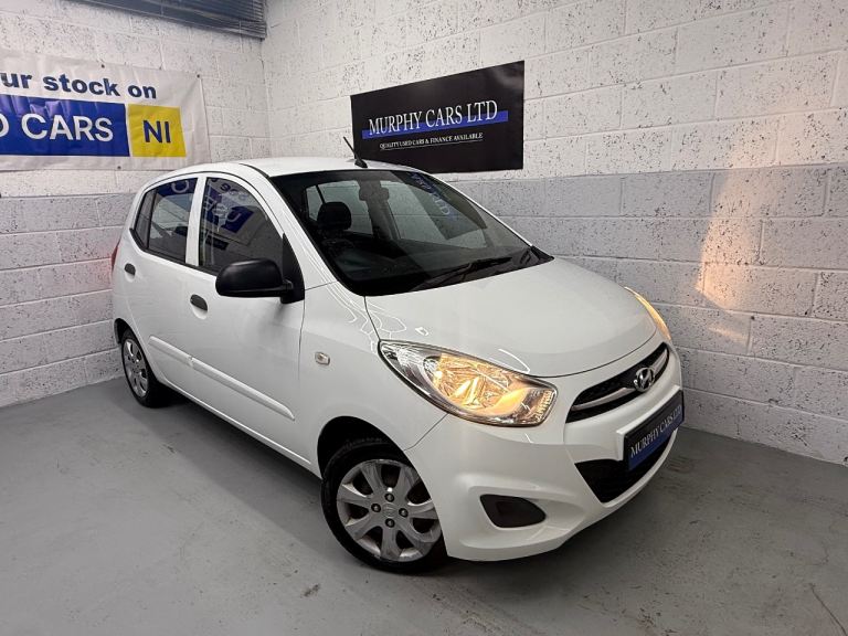 LOW MILES ONLY 71K SERVICE HISTORY FULL YEARS MOT £20 ROAD TAX!