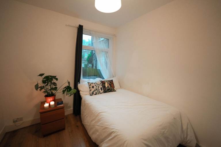 DOUBLE ROOM TO RENT IN FINSBURY PARK - BILLS INCLUDED 🏠