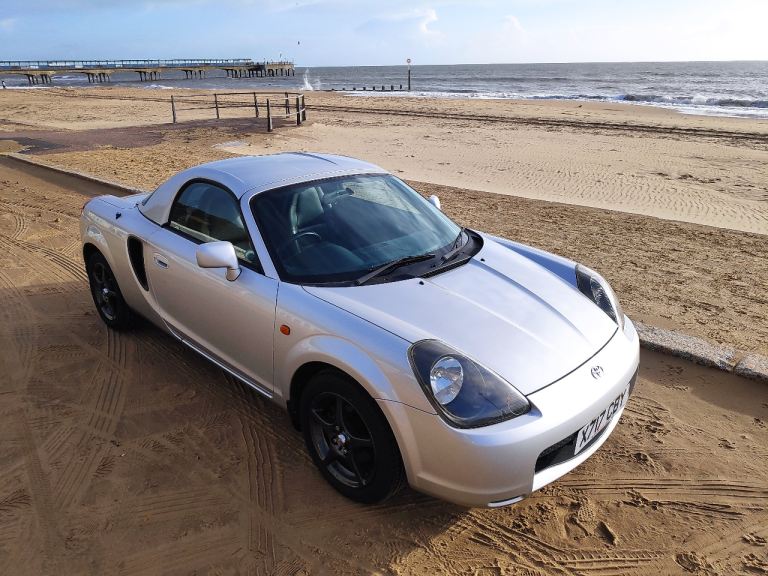 35k miles, Toyota MR2 Hard Top Roadster 1.8 VVTi, Full-SH, A/C, Black leather 