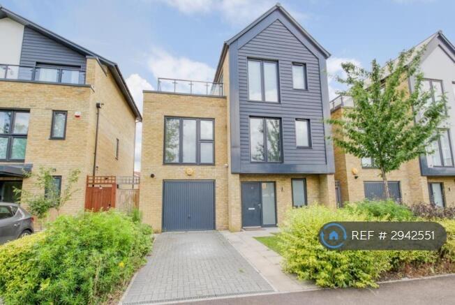 4 bedroom house in Elderberry Close, Romford, RM3 (4 bed) (#2942551)