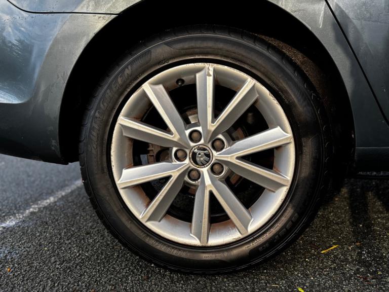 2014 Skoda Rapid 1.6 TDI CR 90 SE 5dr DSG HATCHBACK Diesel Automatic