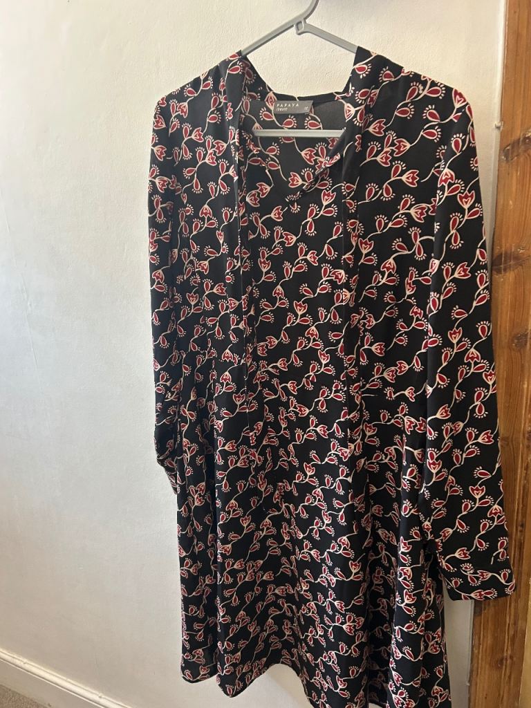 Papaya Black Floral Dress Size 12 – Good Condition